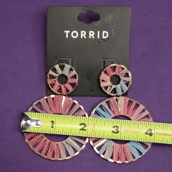 Torrid Dusty Rose Ombre Raffia Circle Statement Earrings Pink Blue - Picture 7 of 7